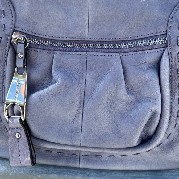 B. Makowsky Blue leather with Leopard Print Lining. Shoulder bag - Picture 3 of 11